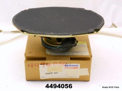 Nuevo de Lote Antiguo MoPar 1990-91 Chrysler New Yorker Dodge Dynasty CONJUNTO DE ALTAVOCES TRASEROS 4494056 Foto 1 de 4