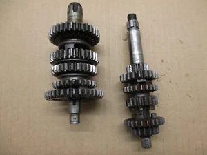 Yamaha YZ60J 1980-1983 (1079) engine - transmission gears - Picture 1 of 4