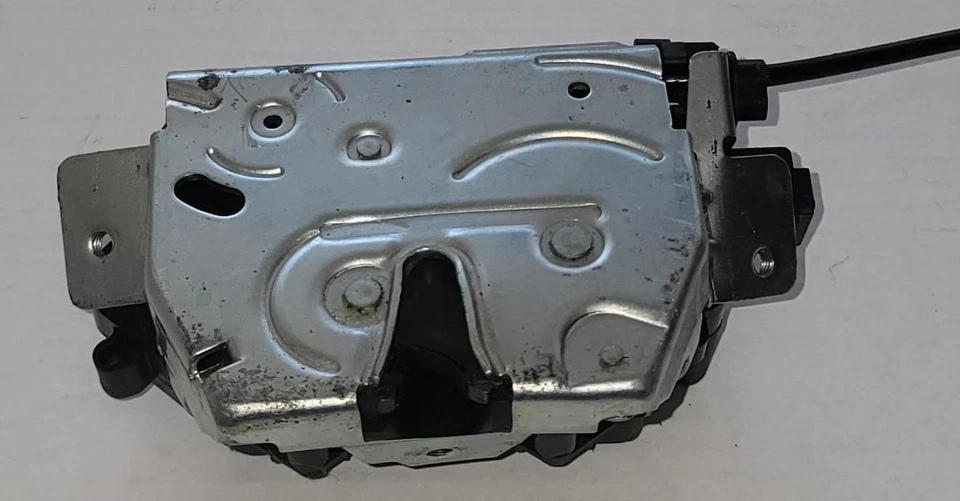 2006-2012 Mercedes R320 ML 325 R350 R500 R550 trunk tailgate lock actuator OEM - Изображение 1 из 1