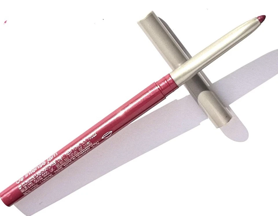 Clinique Quickliner para labios 09 mermelada intensa Foto 1 de 3