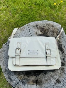 Borsa a tracolla Kate Spade New York Essex Scout bianca usata - Foto 1 di 21