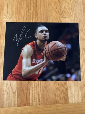 Фотография Тайлера Энниса с АВТОГРАФОМ 11 на 14 СИРАКУЗСКИЙ УНИВЕРСИТЕТ SU СЕРТИФИКАТ ПОДЛИННОСТИ - Изображение 1 из 2