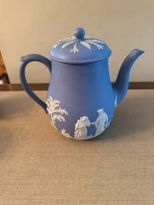 Wedgwood England Jasperware 7-1/4" Blue Coffee Pot w/ Lid - Picture 1 of 4