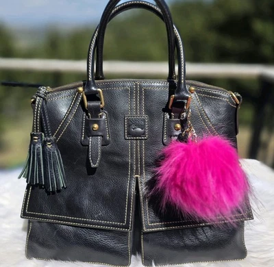 POM POM PURSE CHARM- NEW HANDMADE (PURSE NOT INCLUDED) - Image 1 of 3