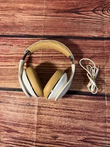 Samsung Level Over Wireless Over Ear Headphones - EO-AG900 - Picture 1 of 16