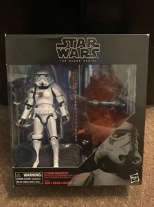 Stormtrooper with Blast Accessories - Star Wars The Black Series 6-Inch - Picture 1 of 10