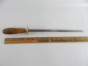 VINTAGE International E.T. Co. NEWARK NJ KNIFE SHARPENING STEEL 12" BUTCHER - Picture 1 of 6