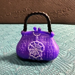 Monster High - 13 Wishes - Twyla Grant’s Purple Handbag Purse - Picture 1 of 4