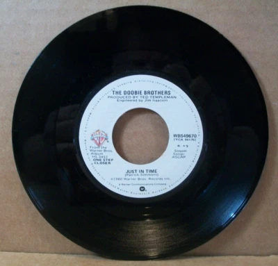 The Doobie Brothers - Just In Time/Keep This Train A-Rollin' (45 RPM, 1980,..... - Image 1 of 4