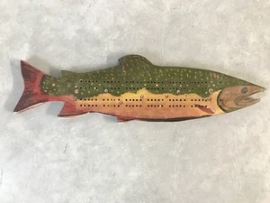 Cribbage Board Forelle Fisch Holz handbemalt handgefertigt rustikal - 17" lang - Bild 1 von 7