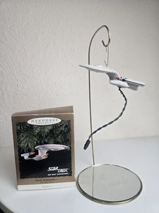 Hallmark 1993 Ornament Star Trek U.S.S. Enterprise - Picture 1 of 19