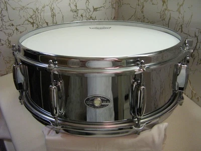 Slingerland Chrome 小军鼓 5 x 14,8 lug 节日模型 70 年代末状况极佳 + 状况 — 第 1/4 张图片