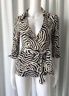 Top Diane von Furstenberg Vintage Seda Abstracto Jill Talla 2 Foto 1 de 4