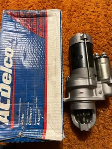 NOS OEM ACDelco 323-451 Remanufactured Starter Motor 10465058 - Picture 1 of 3
