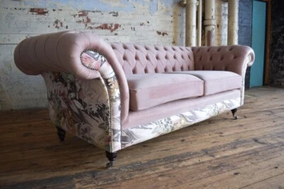 HANDMADE 3 SEATER DUSTY PINK VELVET CHESTERFIELD SOFA, FLORAL PATTERNED FABRIC - Image 1 of 4