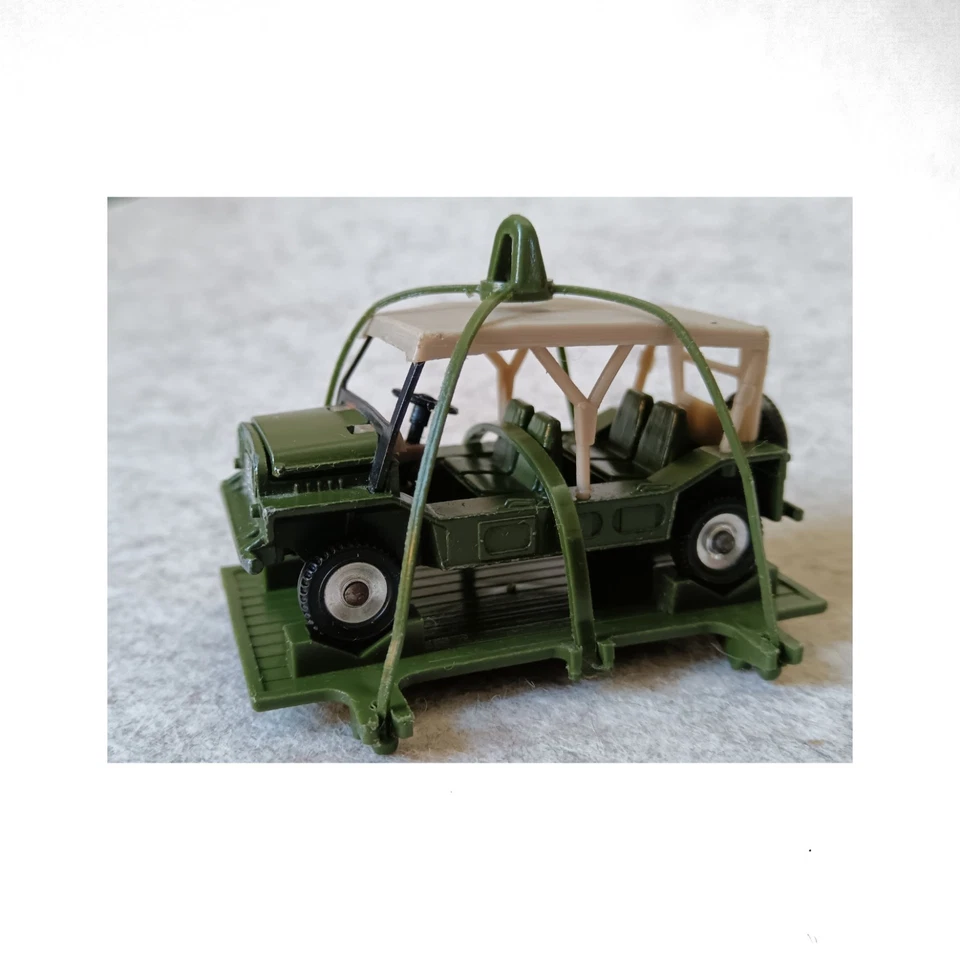 Dinky Toys #601 AUSTIN MINI Para Moke Vintage anni '60 - Immagine 1 di 4