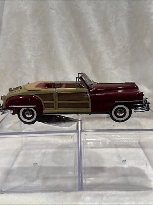 Franklin Mint 1948 Chrysler Town & Country Limited Edition  1:24 218/1500 w/ Box - Image 1 of 4