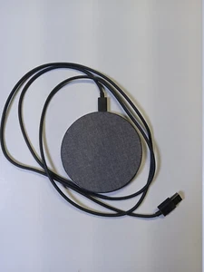 Philips Qi Wireless Fast Charger Pad DLP9035BC/27 – 10W Fabric Top - Photo 1 sur 3