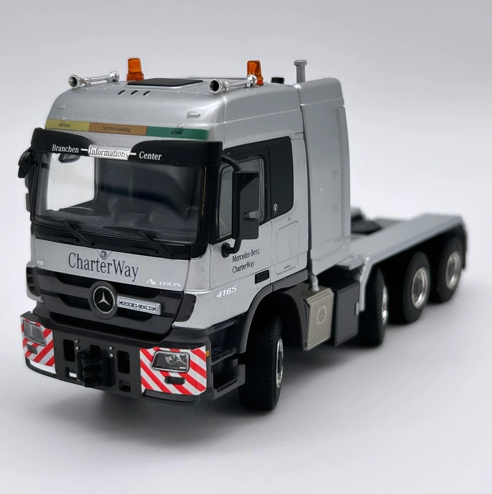 Mercedes Actros MP3 L cabina 8x6, modelos de camiones WSI escala 1:50 Foto 1 de 4