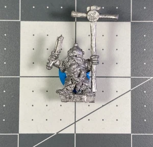 Marauder IMPERIAL DWARF STANDARD BEARER metal 80s Warhammer Oldhammer OOP AB25 - Picture 1 of 2