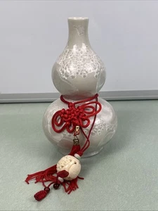 Chinese Vase Shou Medallion Luck Knot Eggshell & Pink Ceramic Crystalline Glaze - Picture 1 of 5