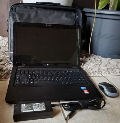 HP Laptop Notebook G62 15.6" intel i3  8GB  SSD 240GB  Radeon Grafik  Win 10 - Bild 1 von 4