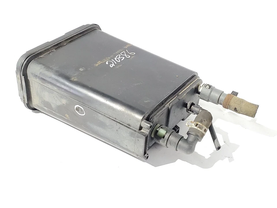 Fuel Vapor Canister OEM 2004 Isuzu Axiom 3.5L - Imagem 1 de 4
