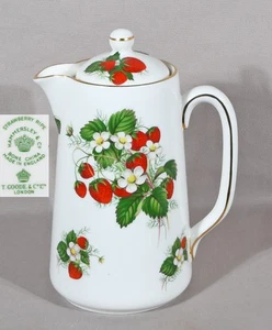 Hammersley Strawberry Ripe Pitcher 7 3/4" Tall Holds 3 1/2Cups - Picture 1 of 13