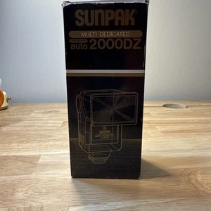 New Sunpak Multi Dedicated Auto 2000DZ Thyristor Flash NIB Vintage Camera Parts - Picture 1 of 9