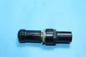 Fuse Holder Flying for Becker Car Radios Mercedes + BMW Classic Car - Picture 1 of 3