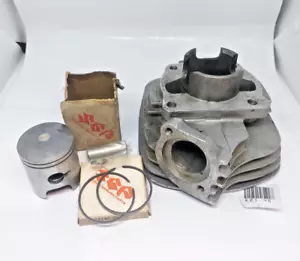 GENUINE SUZUKI TS100 TC100 CYLINDER JUG BARREL SET PISTON RING NOS JAPAN - Picture 1 of 9