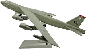 1:200 Boeing B-52 Stratofortress Strategic Bomber Metal Airplane Model,USAF 2017