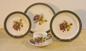 Wedgwood Covent Garden Geschirr 5-teiliges Set - 1. Besitzer hergestellt & gekauft in UK (A) - Bild 1 von 11