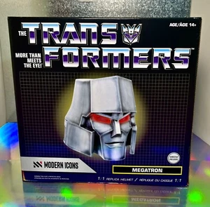 2022 Modern Icons Transformers - Casco electrónico MEGATRON réplica a escala 1:1 - Imagen 1 de 12