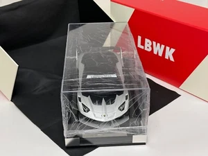 1/18 T&P Lamborghini Aventador Liberty Walk 3.0 matt silber auf Carbonbasis #01 - Bild 1 von 9