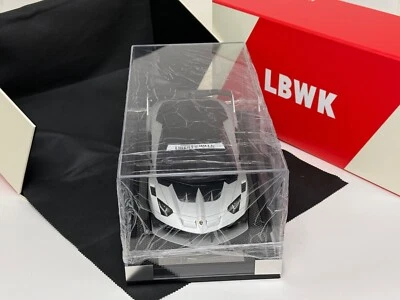 1/18 T&p Lamborghini Aventador Libertà Walk 3.0 Opaco Argento Su Carbonio Basi # - Immagine 1 di 4