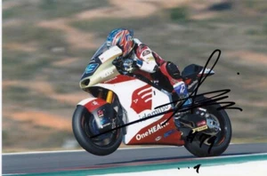 Foto firmada a mano de Ai Ogura 6x4 autógrafo de MotoGP IDEMITSU Honda Moto2 6 - Imagen 1 de 1