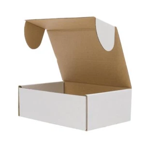 50 PCS Corrugated Paper Box 6x4x2 "(15.2 * 10 * 5cm) White Outside Yellow Inside - Picture 1 of 7