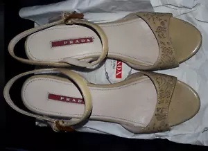 AUTHENTIC PRADA VERNICE PATENT LEATHER WEDGES SHOES SIZE 35.5_US6 CIPRIA/NUDE - Picture 1 of 6