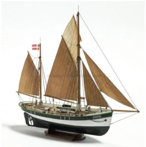 Kit de plástico para barco de pesca Dana - Imagen 1 de 1