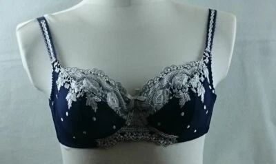 BH mit Bügel und Stickerei, Größe 75D, dunkelbau/weiß (C140) - Bild 1 von 3