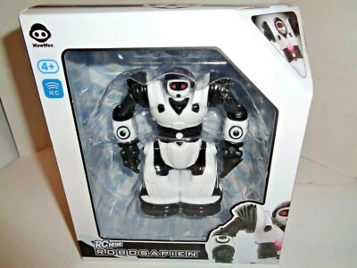 R/C Mini Robosapien by Wow Wee Toys new in Box - Image 1 of 4