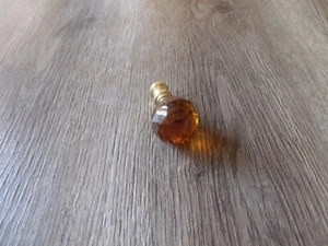 COLLECTIBLE ROUND AMBER GLASS TABLE LAMP FINIAL - Picture 1 of 2