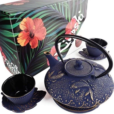 Juego de té japonés de 7 piezas.Tetera de hierro fundido "Midnight Blue Koi" con 2 tazas de té, 2... Foto 1 de 4
