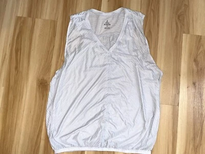 PRANA Sleeveless Workout Top Sz M Light Gray Elastic Waist - Image 1 of 4