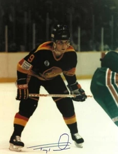 Signiert 8x10 TONY TANTI Vancouver Canucks handsigniertes Foto - COA - Bild 1 von 1