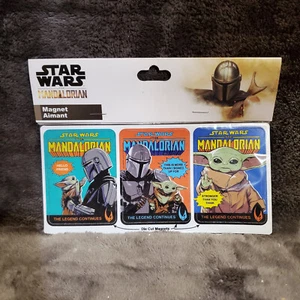 Disney Parks Star Wars Mandalorian & The Child Grogu Baby Yoda Magnet - Picture 1 of 4