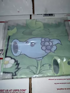 Plants vs Zombies Backdrop Party Banner NEW. - Picture 1 of 2