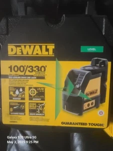 100 ft. Green Self-Leveling Cross Line Laser Level with (3) AA Batteries & Case - Picture 1 of 1