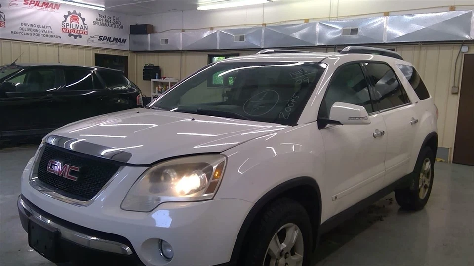 Used Front Bumper Assembly Front fits: 2009 Gmc Acadia Front Grade B - Изображение 1 из 4